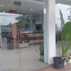 Ladja Hotel Sintang